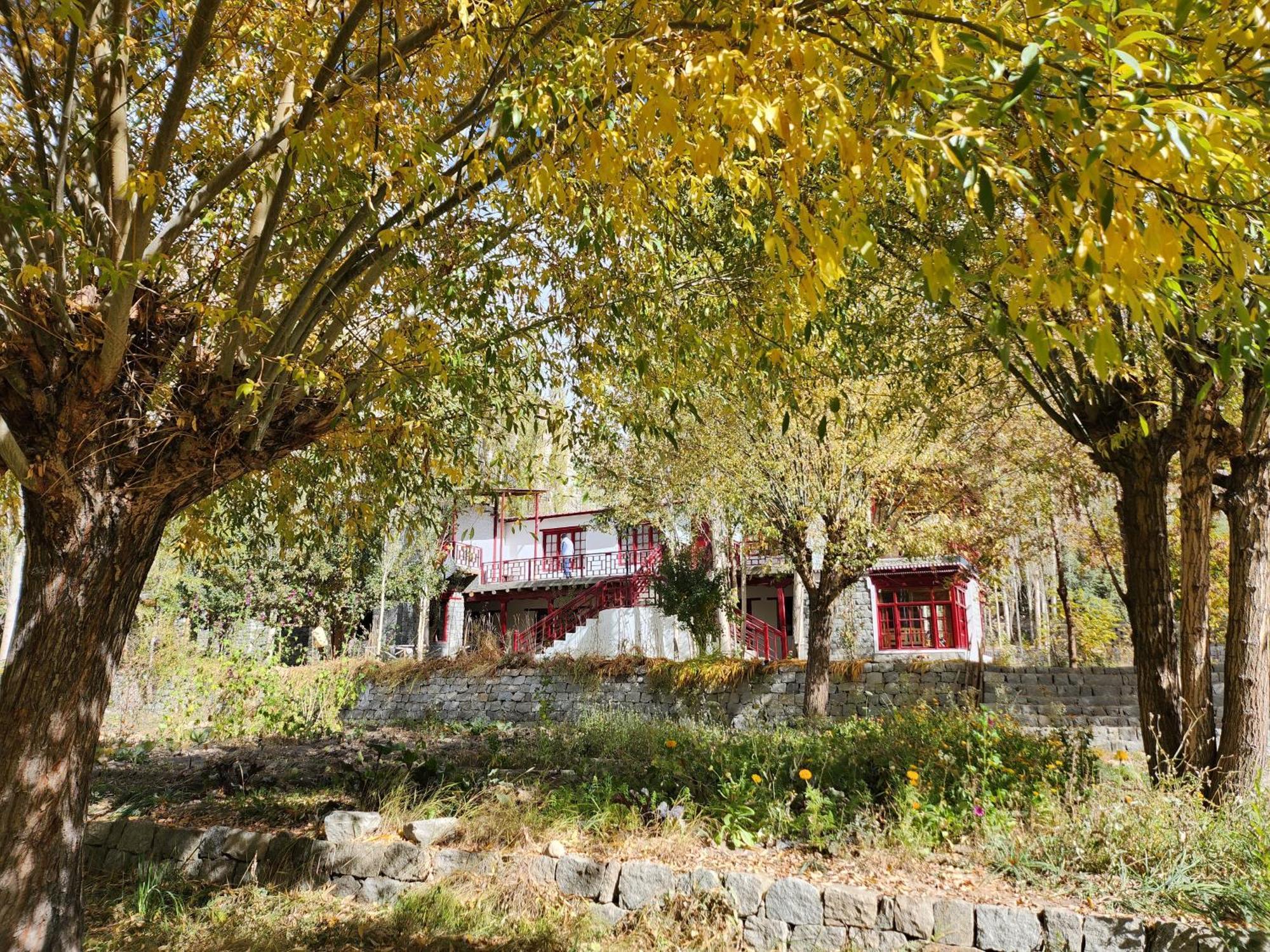 Lharimo Hotel Leh - Ladakh Bagian luar foto