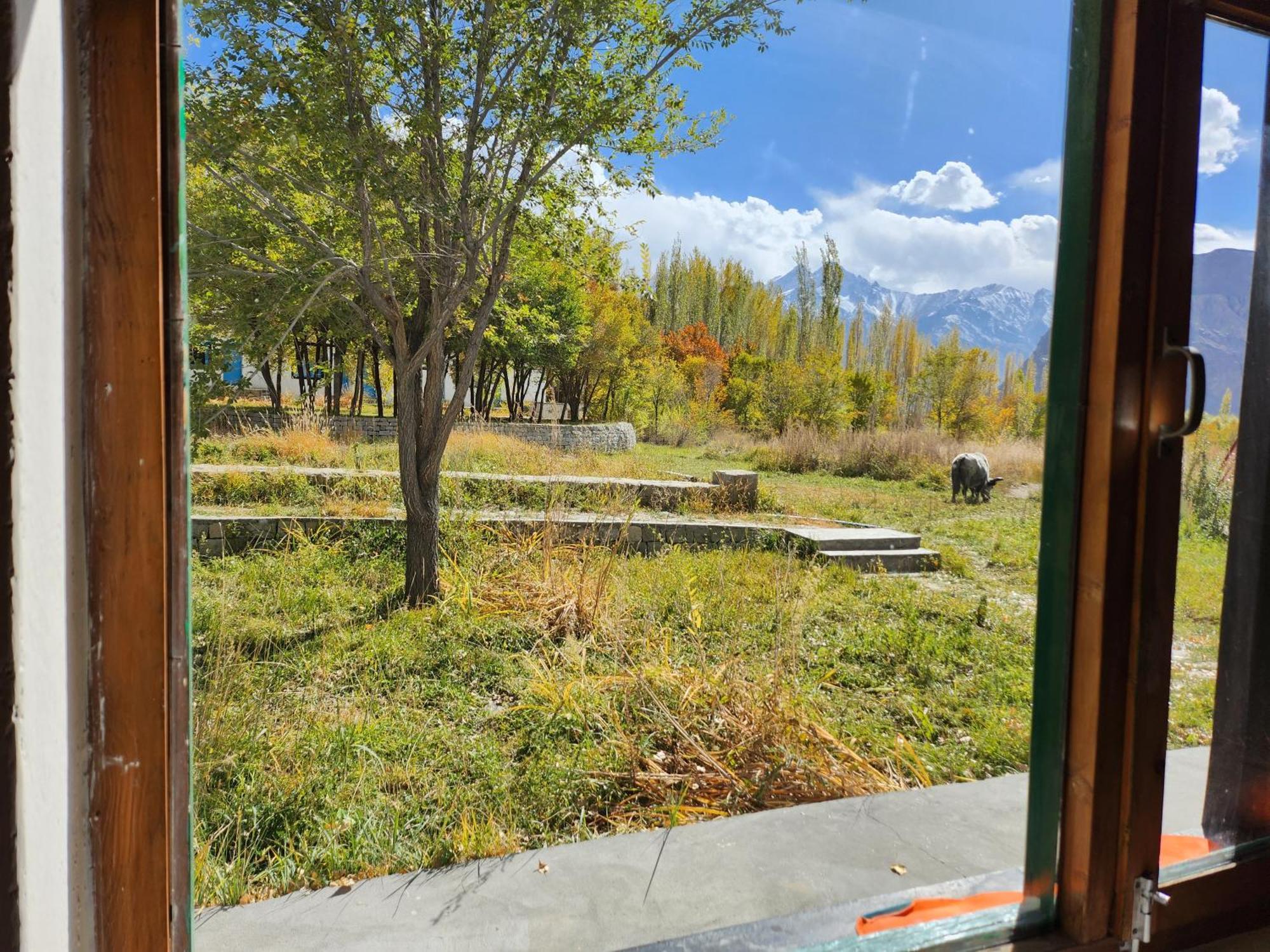 Lharimo Hotel Leh - Ladakh Bagian luar foto