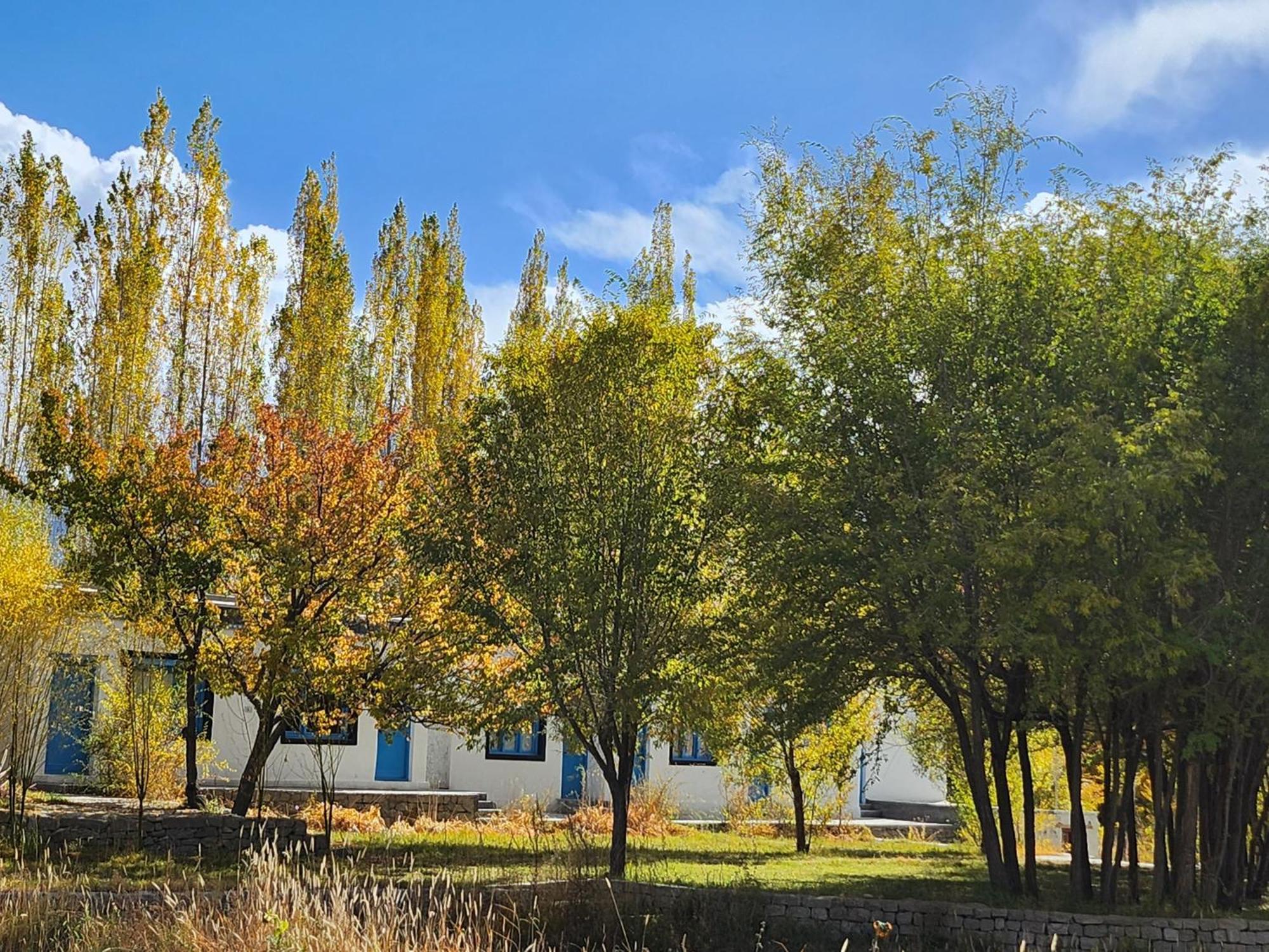 Lharimo Hotel Leh - Ladakh Bagian luar foto